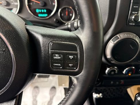 Used 2015 Jeep Wrangler Unlimited Sport w/ Quick Order Package 24S image 23