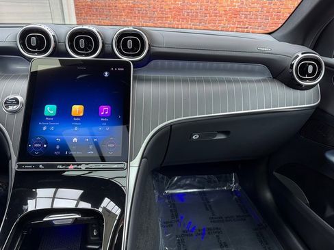 New 2026 Mercedes-Benz GLC 300 GLC 300 image 17