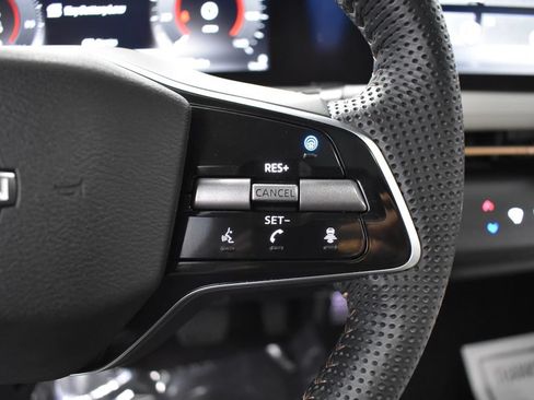 Certified 2023 Nissan Ariya AWD image 32