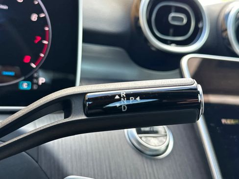 New 2025 Mercedes-Benz C 300 4MATIC Sedan image 19