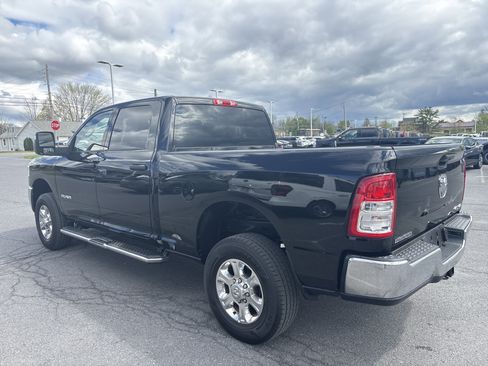 Used 2024 RAM 2500 Big Horn AWD/4WD image 9