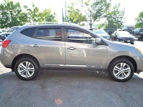 Used 2013 Nissan Rogue SV AWD/4WD image 5