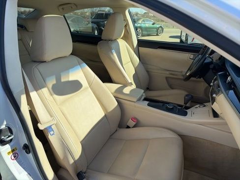 Used 2013 Lexus ES 350 w/ Premium Pkg FWD image 7