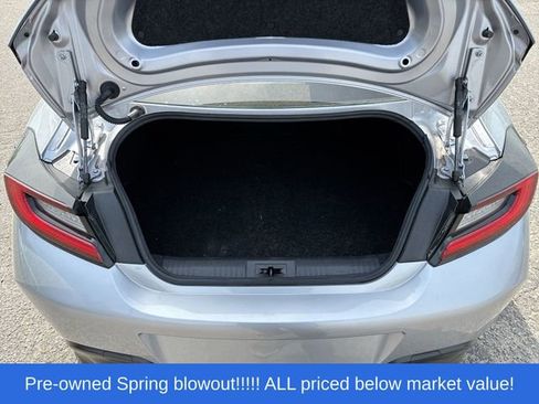 Used 2024 Toyota GR86 RWD image 16