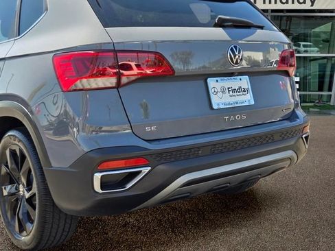 Used 2023 Volkswagen Taos SE AWD/4WD image 6