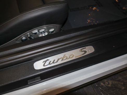 Used 2015 Porsche 911 Turbo S w/ High-end Infotainment Package AWD/4WD image 46