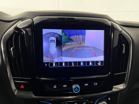 Used 2020 Chevrolet Traverse Premier w/ LPO, Blackout Package AWD/4WD image 32