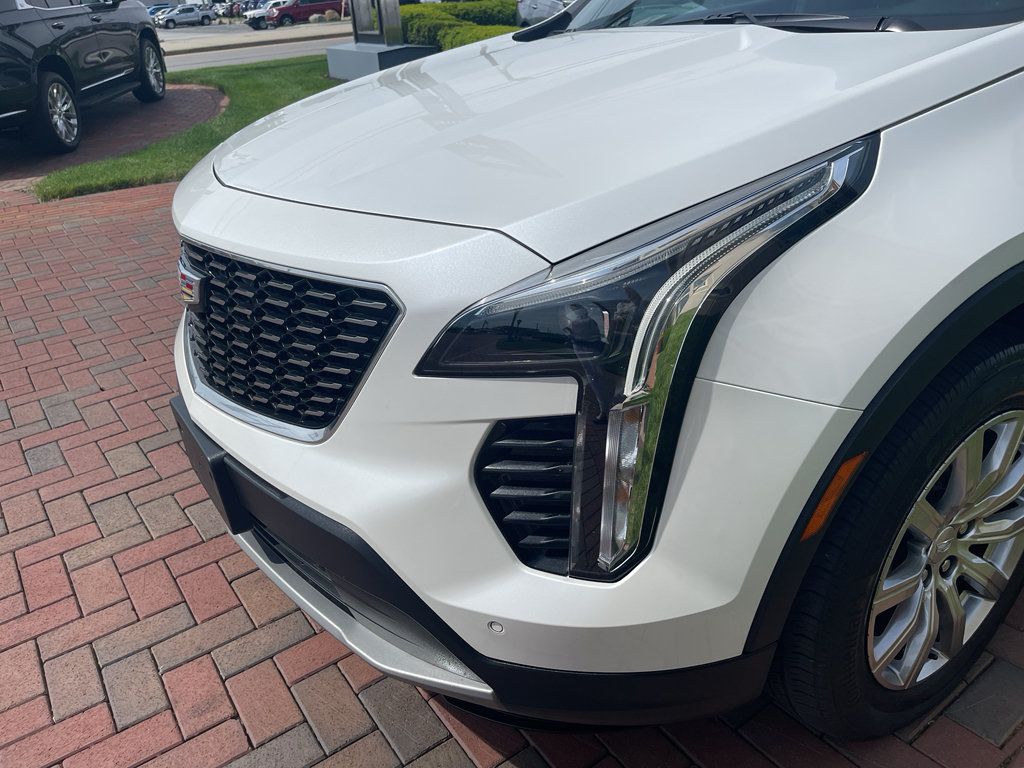 Used 2023 Cadillac XT4 Premium Luxury AWD/4WD image 3