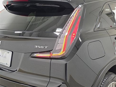 Certified 2022 Cadillac XT4 Sport w/ Driver Awareness Package image 31