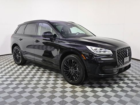 New 2026 Lincoln Corsair Reserve w/ Jet Appearance Package AWD/4WD image 8