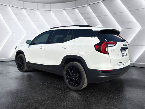 Used 2024 GMC Terrain SLT w/ Elevation Edition AWD/4WD image 5