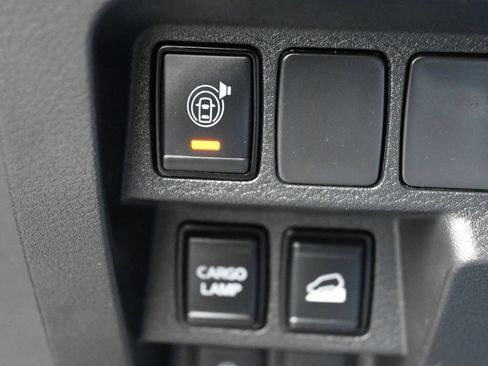 Used 2022 Nissan Frontier PRO-4X AWD/4WD image 15