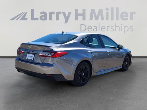 Certified 2025 Toyota Camry SE w/ Multimedia Upgrade Package image 5