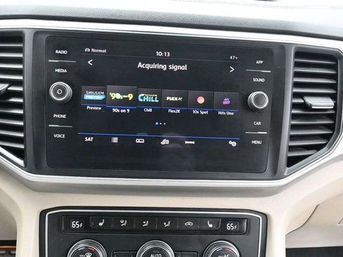 Used 2019 Volkswagen Atlas SE image 17