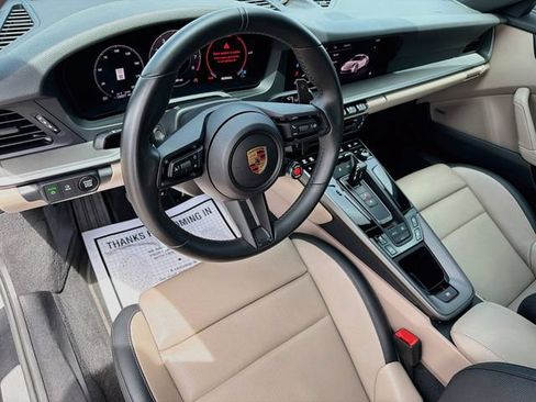 Used 2025 Porsche 911 Carrera RWD image 24