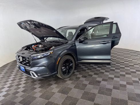 Certified 2026 Honda CR-V Sport Touring image 13