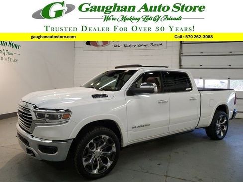 Used 2019 RAM 1500 Limited image 1