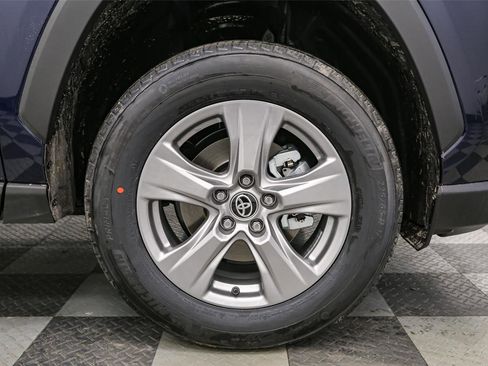 New 2025 Toyota RAV4 XLE image 12