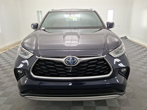 Used 2020 Toyota Highlander Platinum AWD/4WD image 29