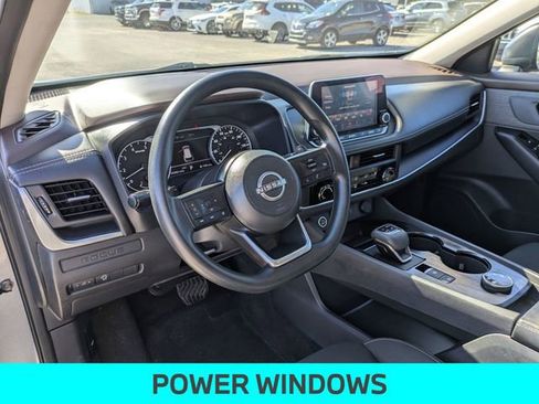 Used 2023 Nissan Rogue S image 14