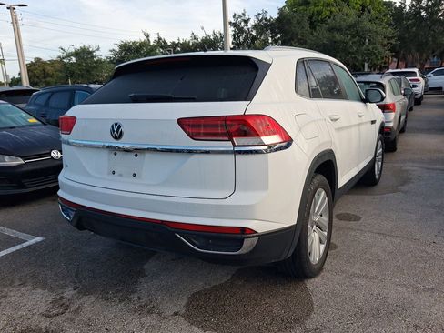 Used 2022 Volkswagen Atlas Cross Sport SE w/ Panoramic Sunroof Package FWD image 10