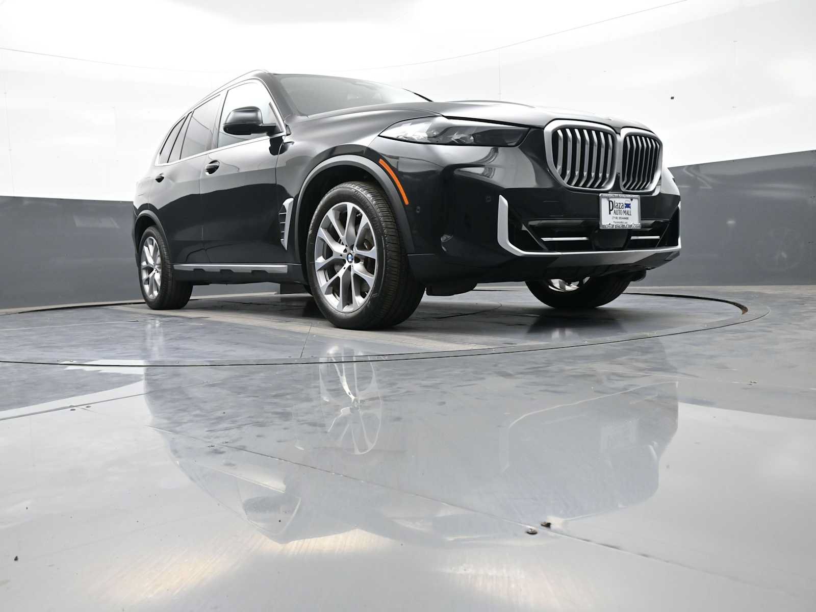 Used 2024 BMW X5 xDrive40i w/ Climate Comfort Package AWD/4WD image 32