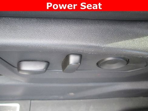 Used 2024 GMC Sierra 1500 AT4 w/ Technology Package AWD/4WD image 25