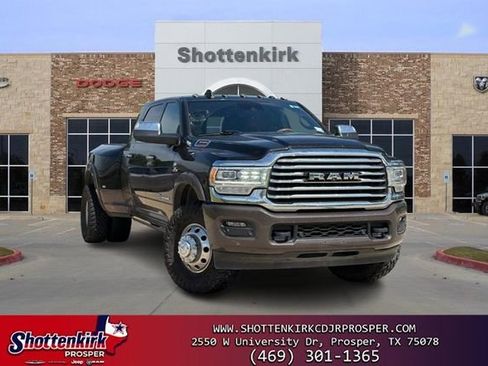 Used 2022 RAM 3500 Limited AWD/4WD image 1