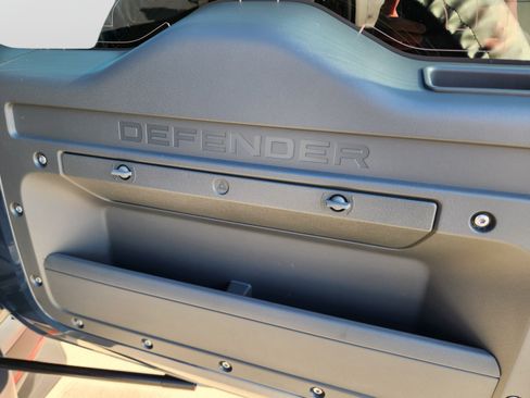 New 2026 Land Rover Defender 110 S AWD/4WD image 38