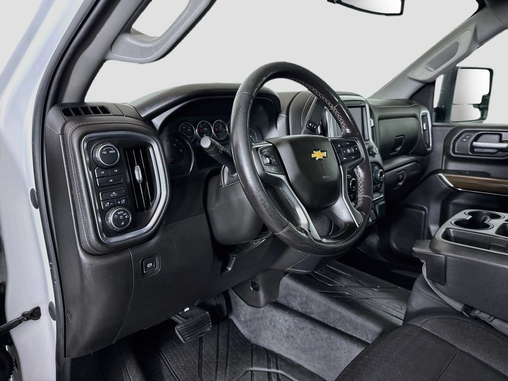 Used 2021 Chevrolet Silverado 2500 LT w/ Fleet Comfort Package AWD/4WD image 9