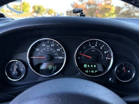Used 2016 Jeep Wrangler Unlimited Sport w/ Quick Order Package 24S AWD/4WD image 25