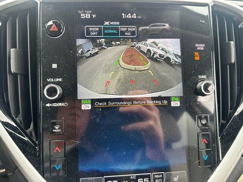 Used 2023 Subaru Ascent Limited image 32