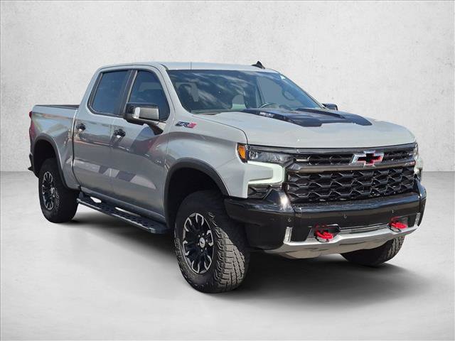 Used 2025 Chevrolet Silverado 1500 ZR2 w/ Technology Package AWD/4WD image 3