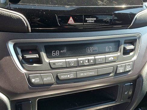 Certified 2023 Honda Passport EX-L image 17
