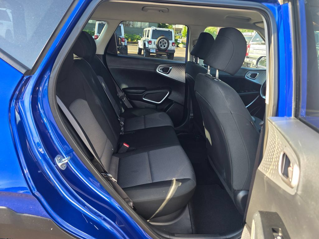 Used 2021 Kia Soul X-Line FWD image 22