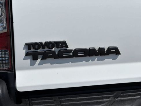Used 2015 Toyota Tacoma PreRunner w/ SR5 Package RWD image 55