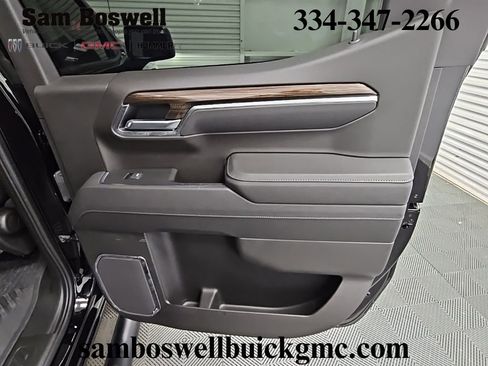 Used 2025 Chevrolet Silverado 1500 LT Trail Boss w/ Convenience Package II image 37