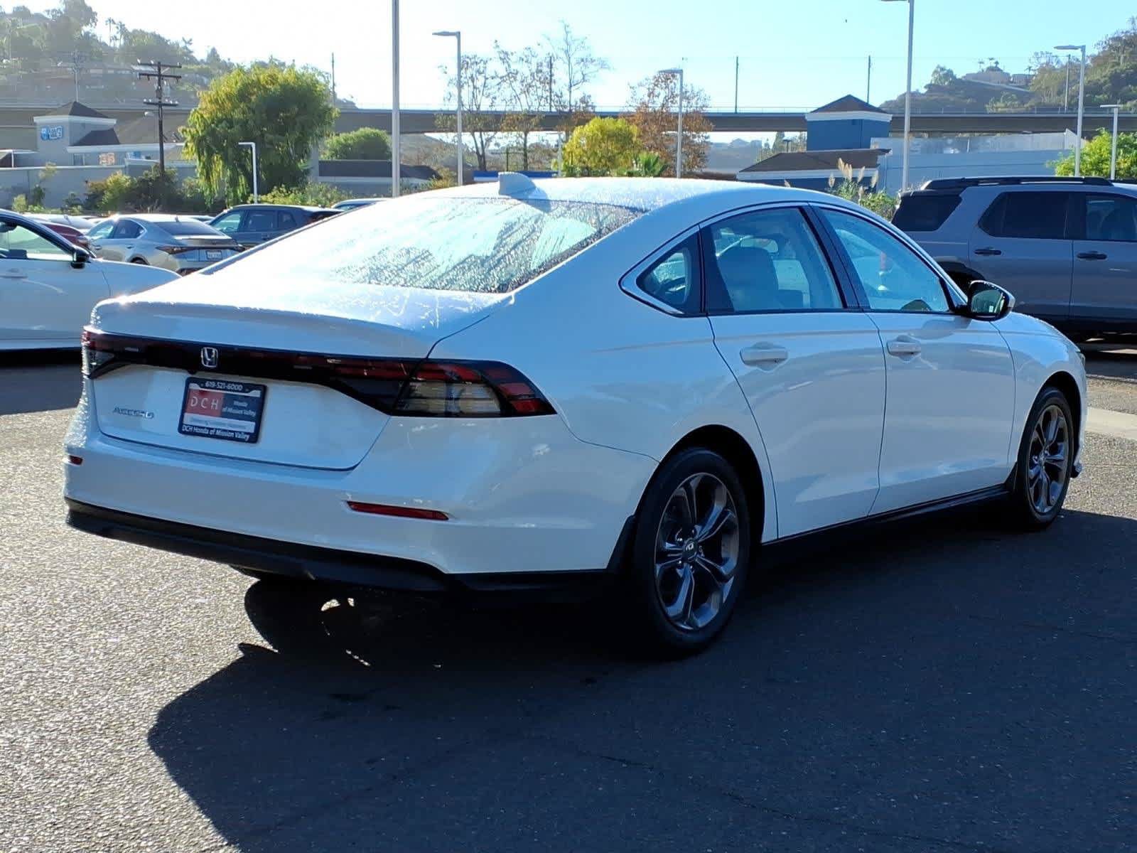 Used 2023 Honda Accord EX image 4