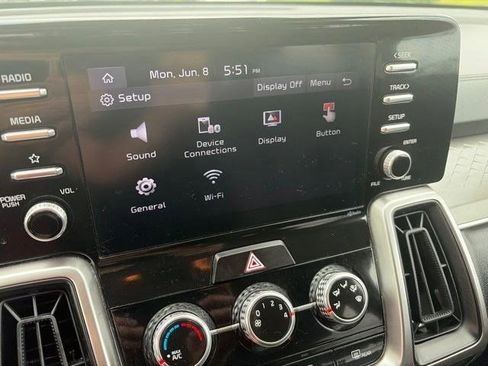 Used 2021 Kia Sorento LX FWD image 21