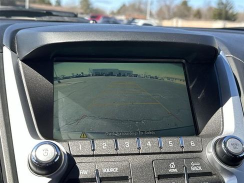 Used 2017 Chevrolet Equinox LT w/ Convenience Package image 14