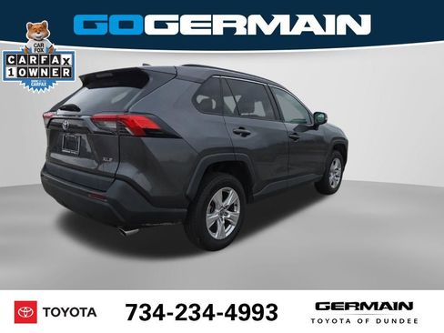 Used 2021 Toyota RAV4 XLE FWD image 8
