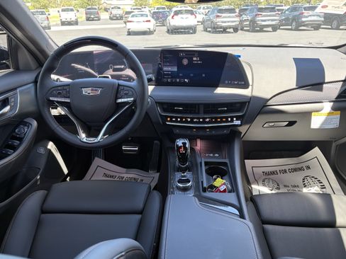 Used 2026 Cadillac CT5 V AWD/4WD image 15