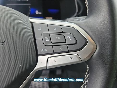 Used 2022 Volkswagen Taos SE image 19