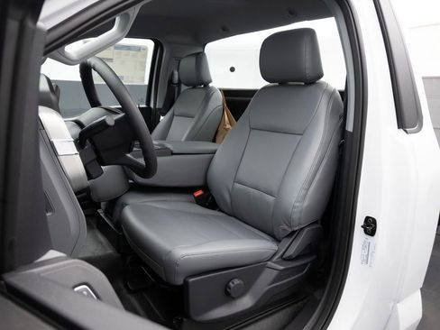 New 2026 Ford F550 2WD Regular Cab Super Duty image 11