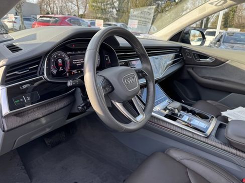 Used 2019 Audi Q8 Prestige image 25