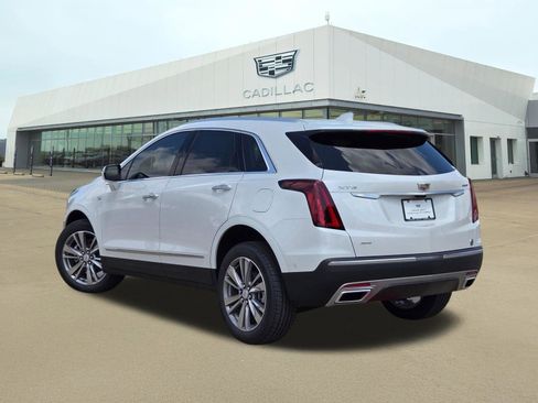 New 2026 Cadillac XT5 Premium Luxury w/ LPO, Floor Liner Package image 4