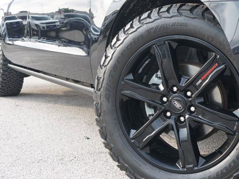 Used 2021 Ford Expedition Max XLT AWD/4WD image 2