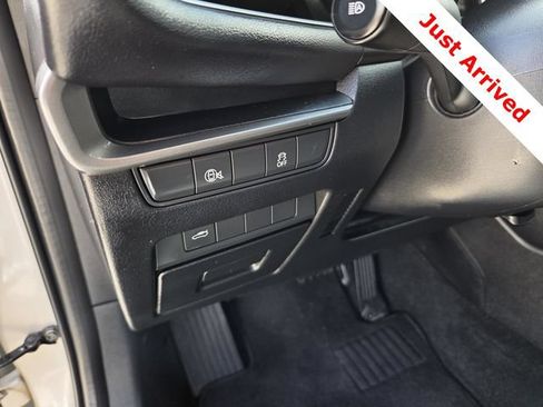 Used 2024 MAZDA MAZDA3 s FWD image 12