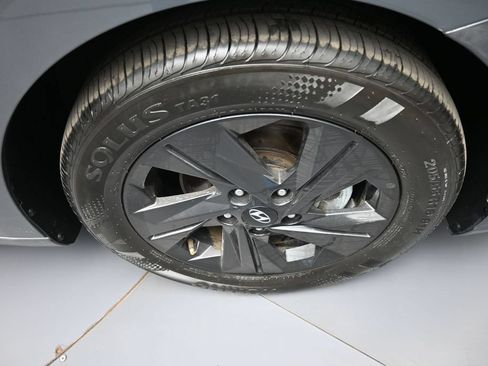 Certified 2023 Hyundai Elantra SEL FWD image 13