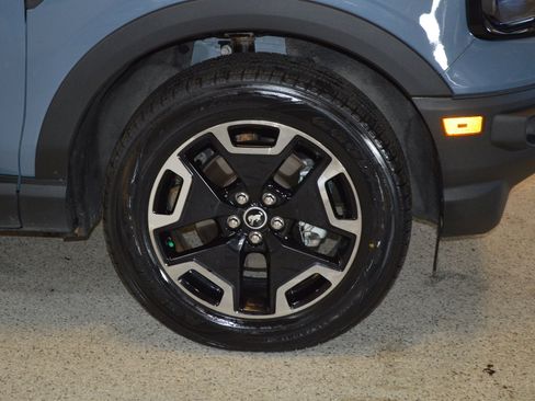 Used 2024 Ford Bronco Sport Outer Banks w/ Tech Package image 9